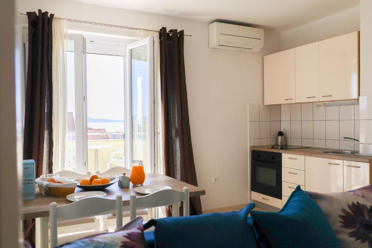 The Florens Residence Near The Beach With The Pool, Bbq And Kids Playground, Zadar Diklo Buitenkant foto