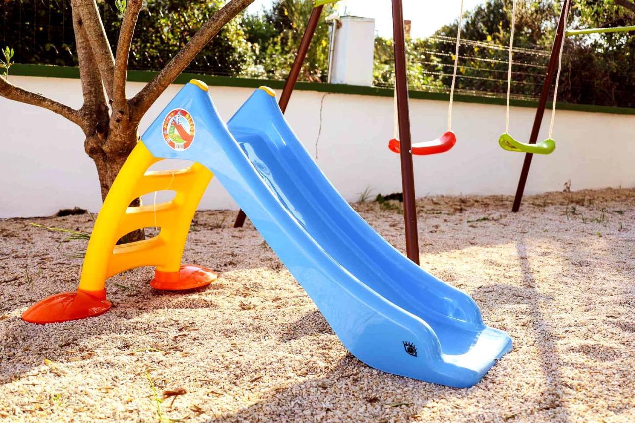 The Florens Residence Near The Beach With The Pool, Bbq And Kids Playground, Zadar Diklo Buitenkant foto