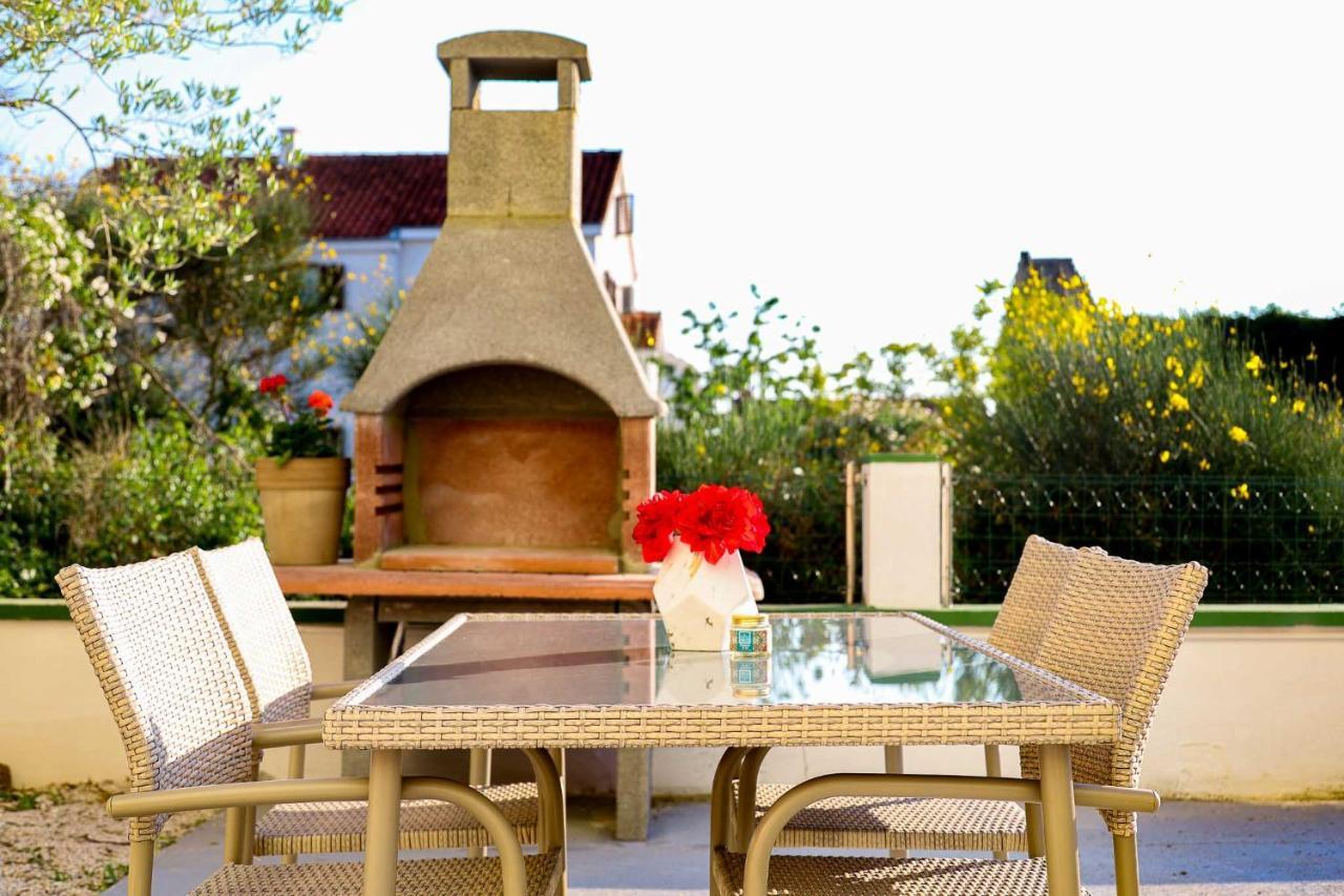 The Florens Residence Near The Beach With The Pool, Bbq And Kids Playground, Zadar Diklo Buitenkant foto